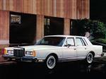 Lincoln Town Car 1981 года